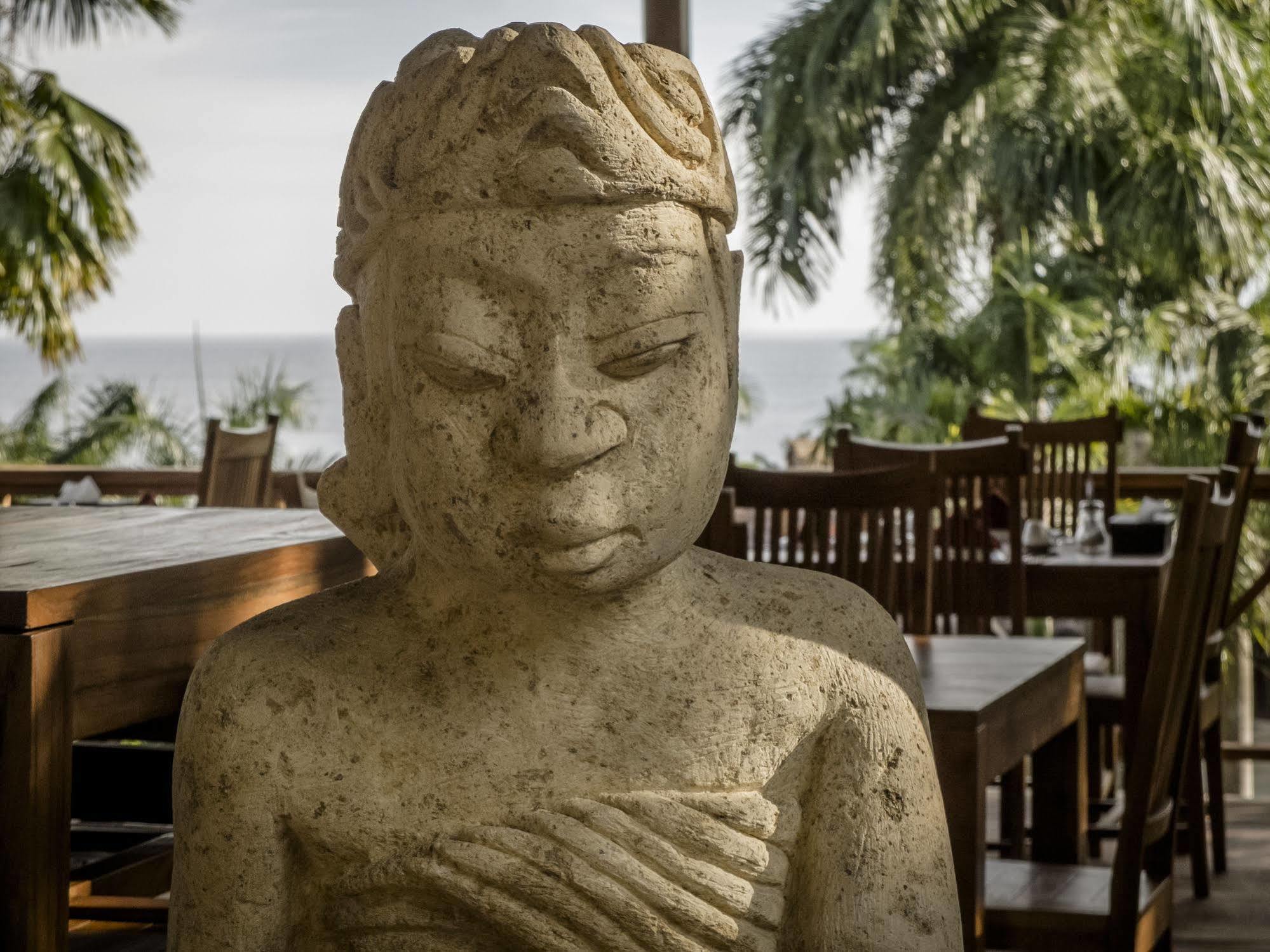 Janji Laut Resort Tanahwangko Exteriör bild