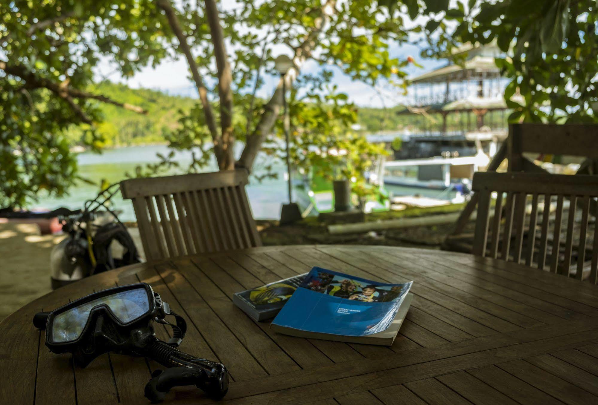 Janji Laut Resort Tanahwangko Exteriör bild