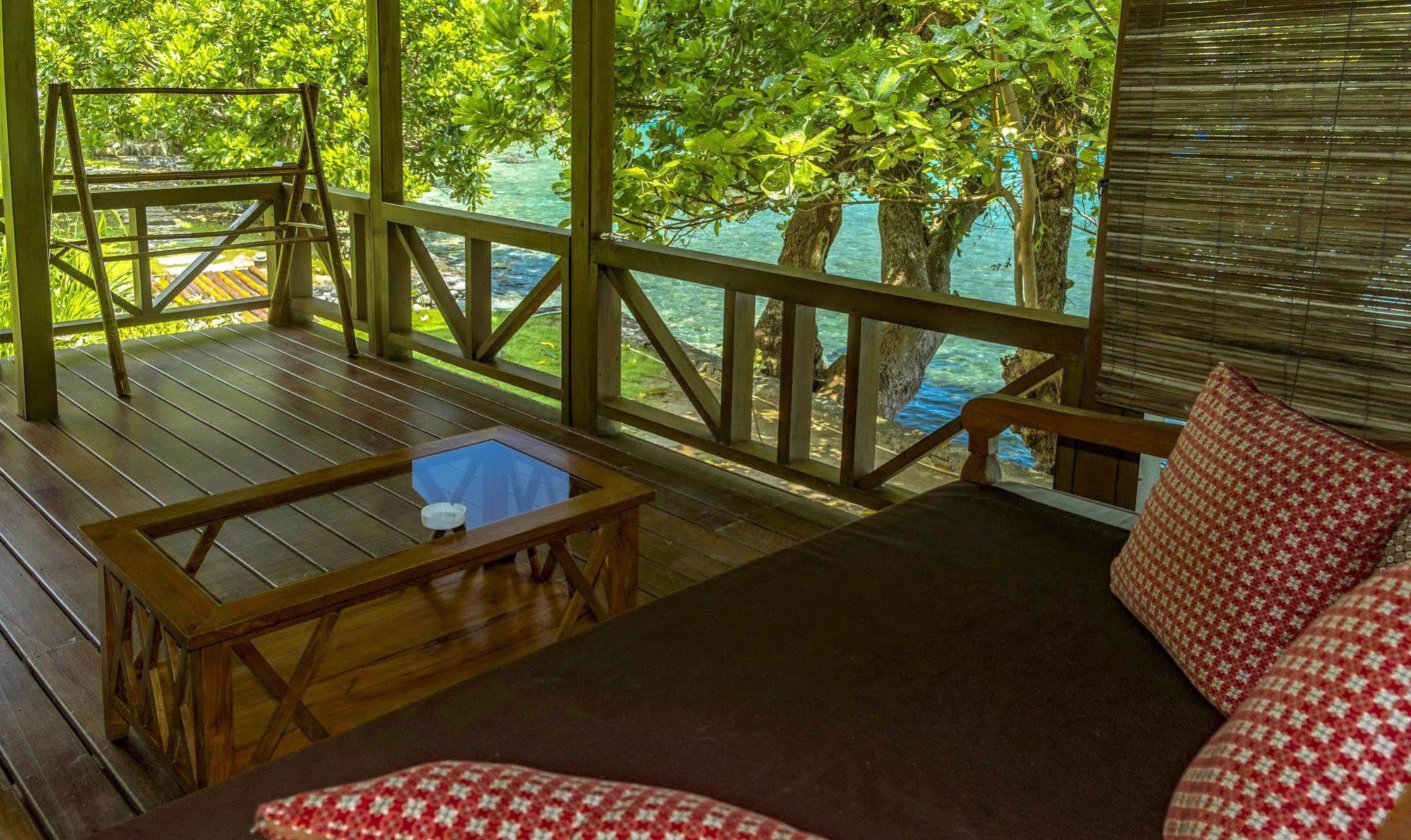 Janji Laut Resort Tanahwangko Exteriör bild