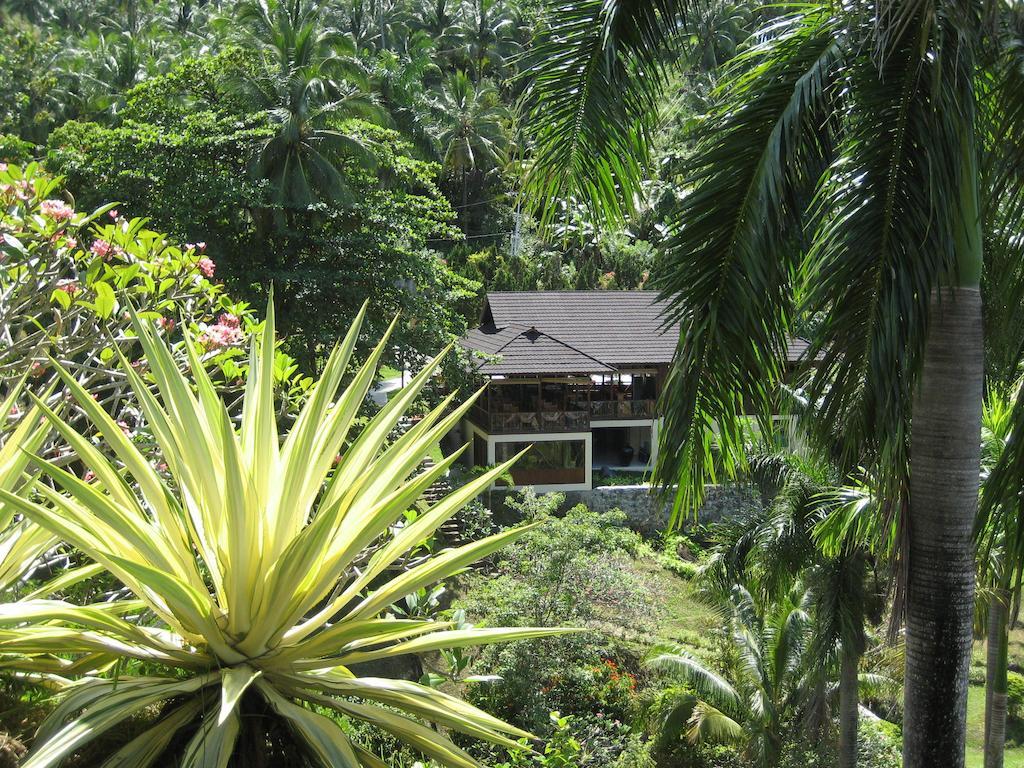 Janji Laut Resort Tanahwangko Exteriör bild